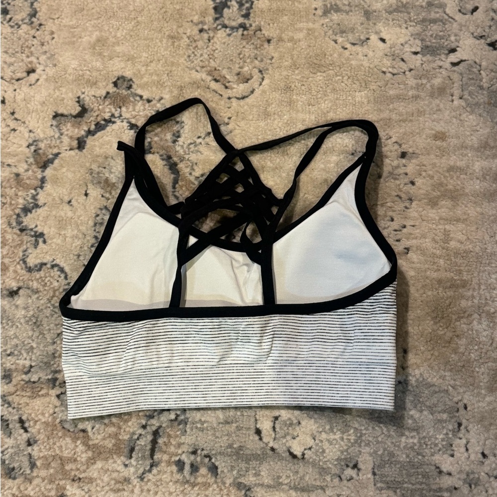 Sports bra - Picture 2 of 5